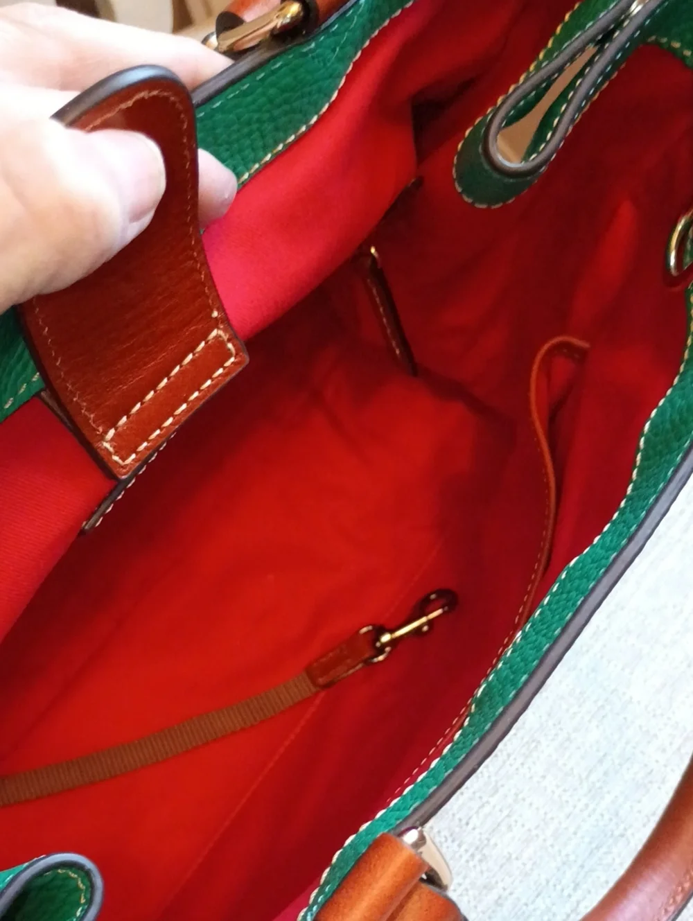Dooney & Bourke excellent comes